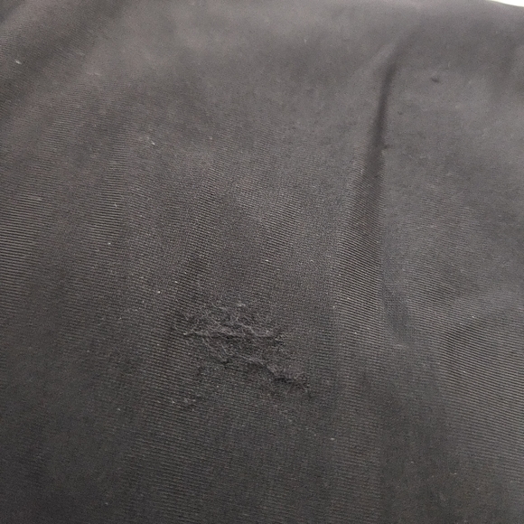 Under Armour Fitted All Season Gear Cropped Leggings Womens Medium Black Nylon - Picture 10 of 10